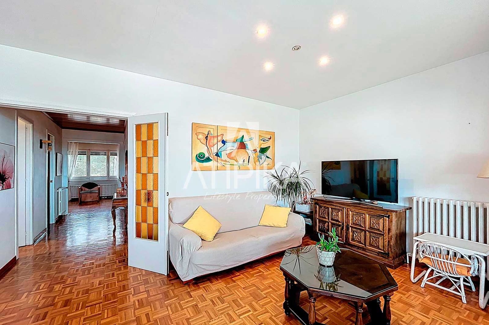 6 soveværelse Villa til salg i Premia de Dalt med swimmingpool - € 890.000 (Ref: 8923393)