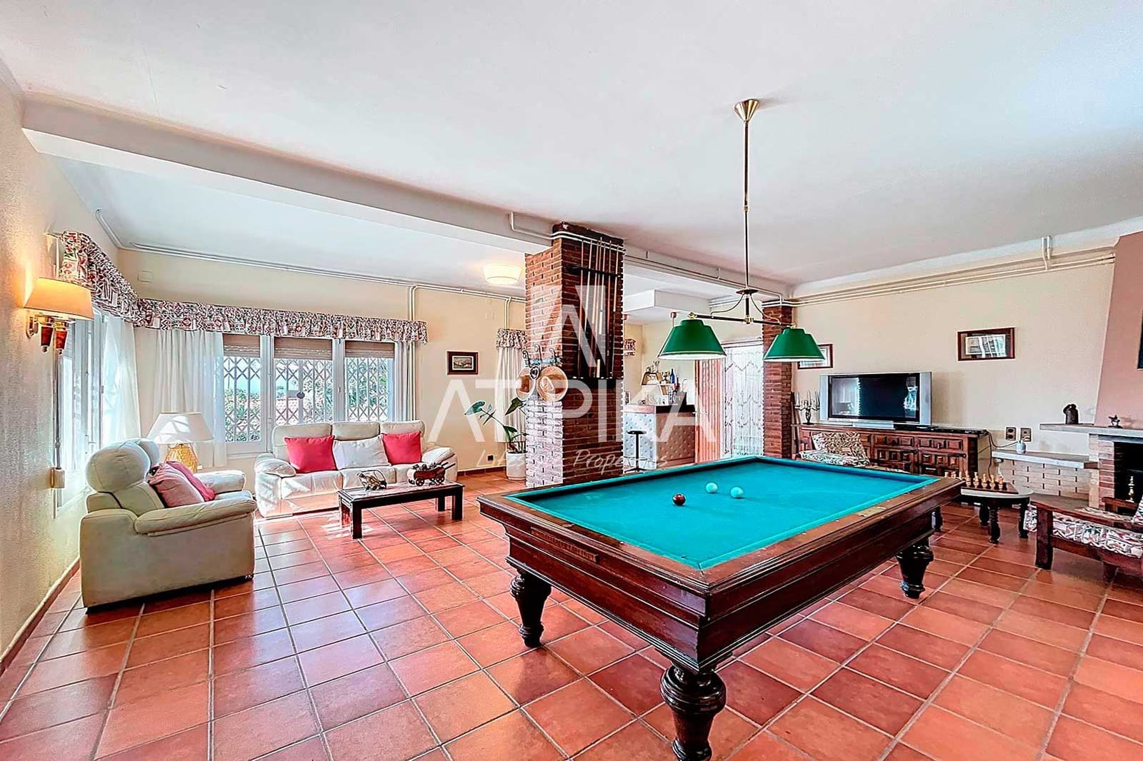 6 soveværelse Villa til salg i Premia de Dalt med swimmingpool - € 890.000 (Ref: 8923393)