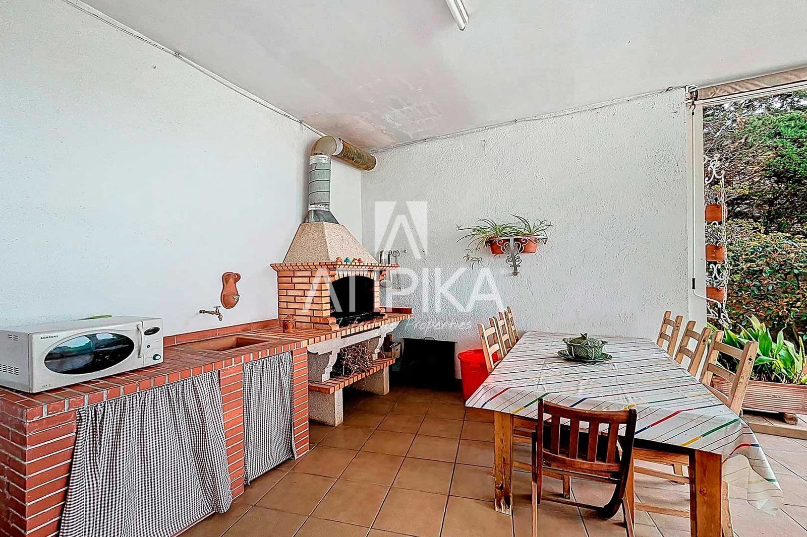 6 soveværelse Villa til salg i Premia de Dalt med swimmingpool - € 890.000 (Ref: 8923393)