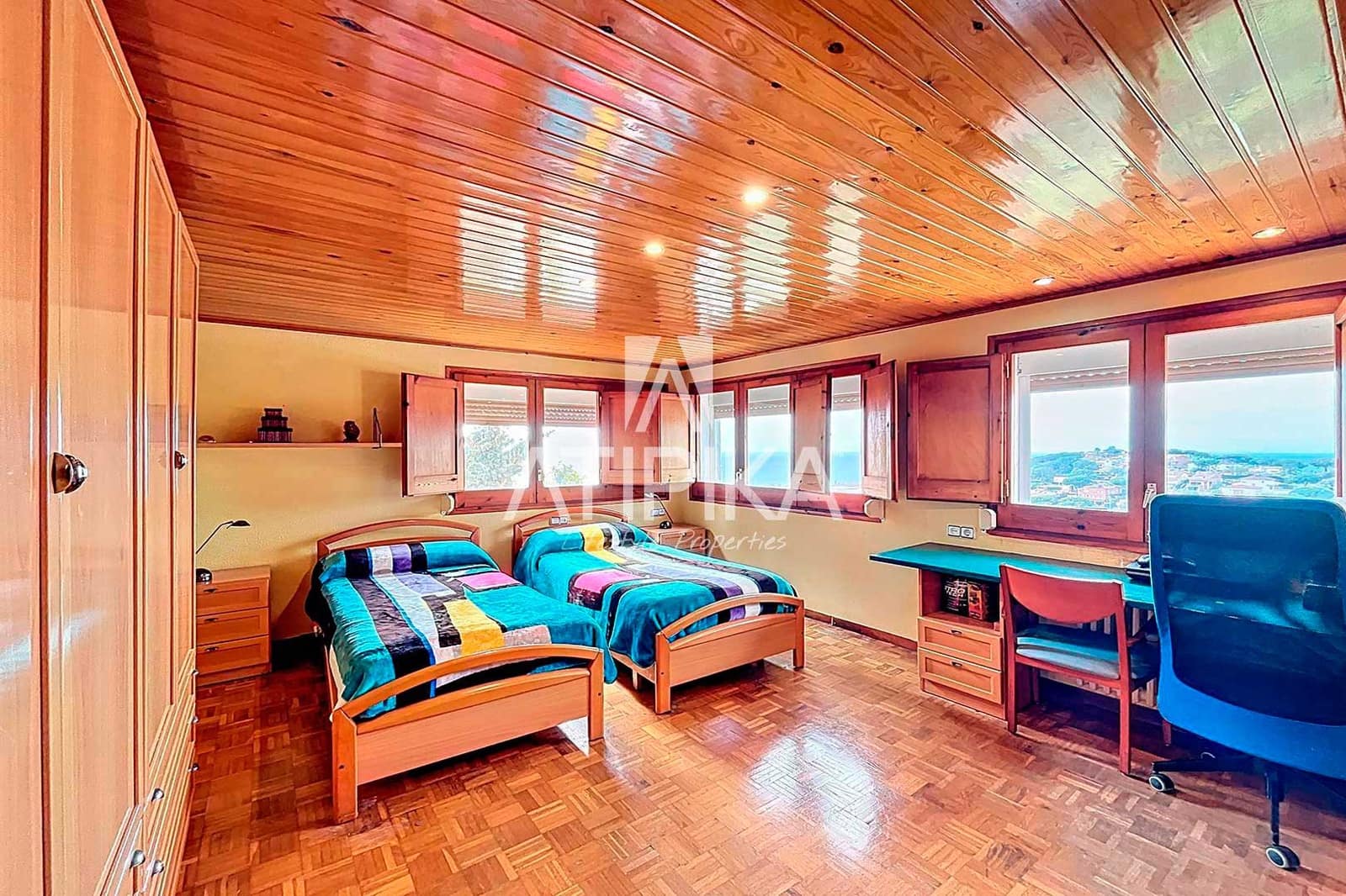 6 soveværelse Villa til salg i Premia de Dalt med swimmingpool - € 890.000 (Ref: 8923393)