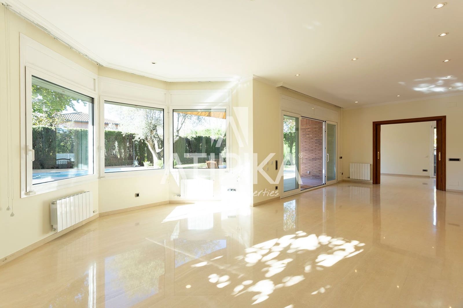 8 soverom Villa til salgs i Sant Cugat del Valles med svømmebasseng - € 2 550 000 (Ref: 8931836)