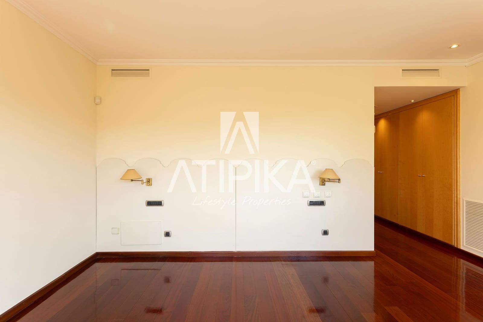 8 soverom Villa til salgs i Sant Cugat del Valles med svømmebasseng - € 2 550 000 (Ref: 8931836)