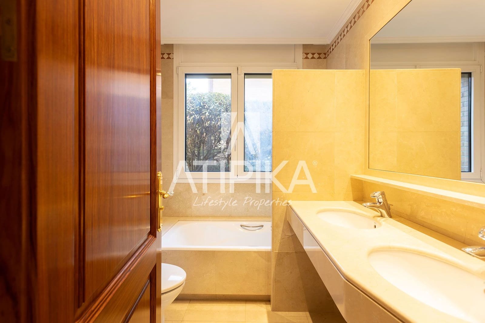 8 soverom Villa til salgs i Sant Cugat del Valles med svømmebasseng - € 2 550 000 (Ref: 8931836)