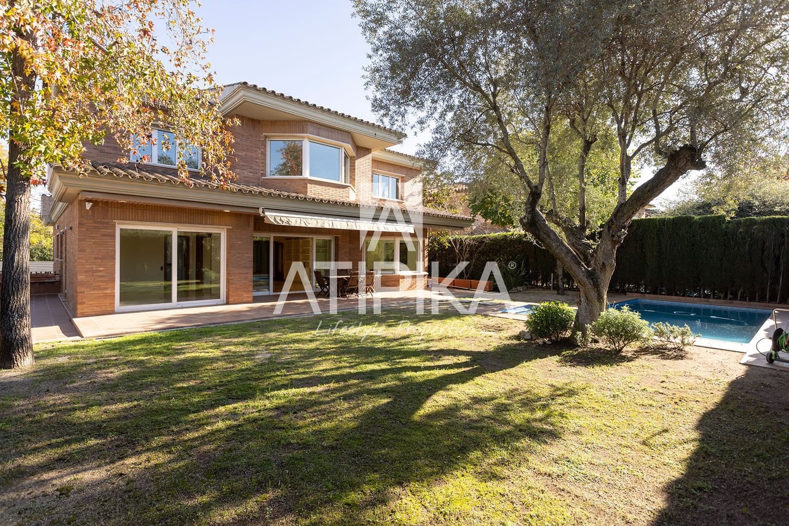 8 soverom Villa til salgs i Sant Cugat del Valles med svømmebasseng - € 2 550 000 (Ref: 8931836)