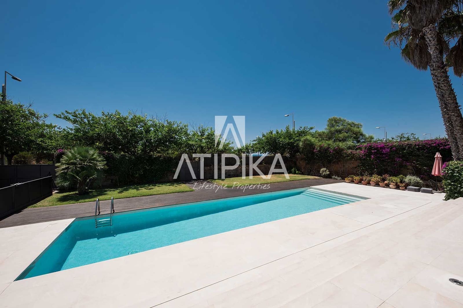 6 soveværelse Villa til leje i Gava med swimmingpool - € 20.000 (Ref: 8934736)