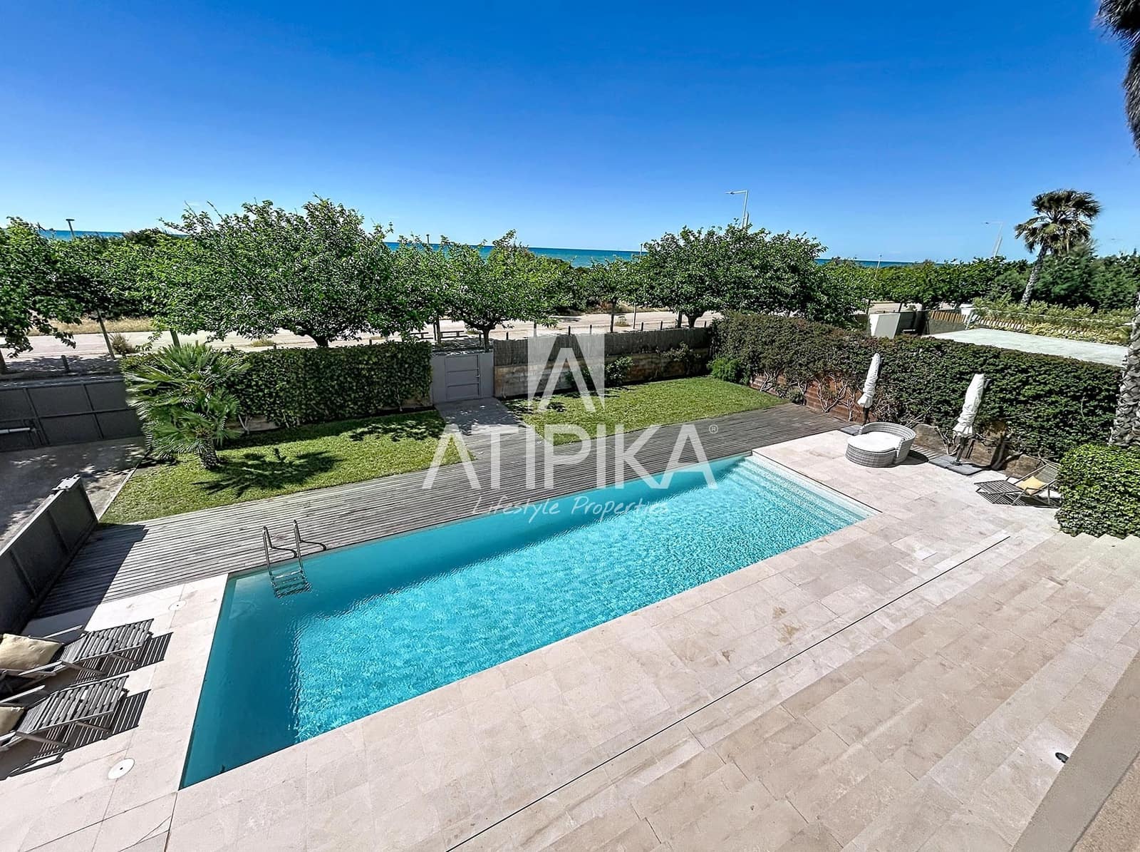 6 soveværelse Villa til leje i Gava med swimmingpool garage - € 20.000 (Ref: 8934736)