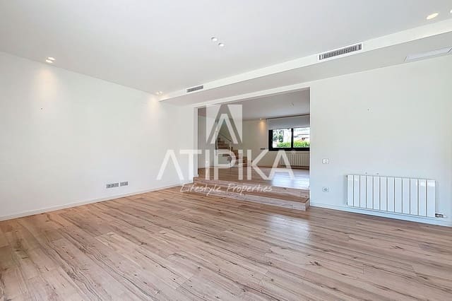 5 soverom Villa til leie i Castelldefels med svømmebasseng - € 7 000 (Ref: 8936451)