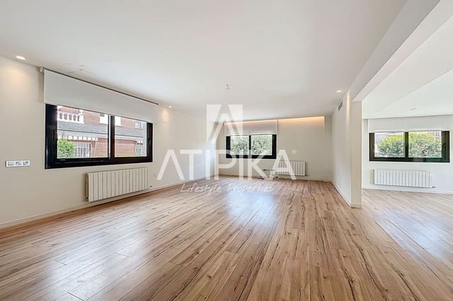 5 soverom Villa til leie i Castelldefels med svømmebasseng - € 7 000 (Ref: 8936451)