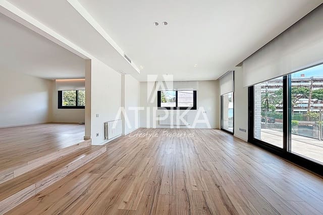 5 soverom Villa til leie i Castelldefels med svømmebasseng - € 7 000 (Ref: 8936451)