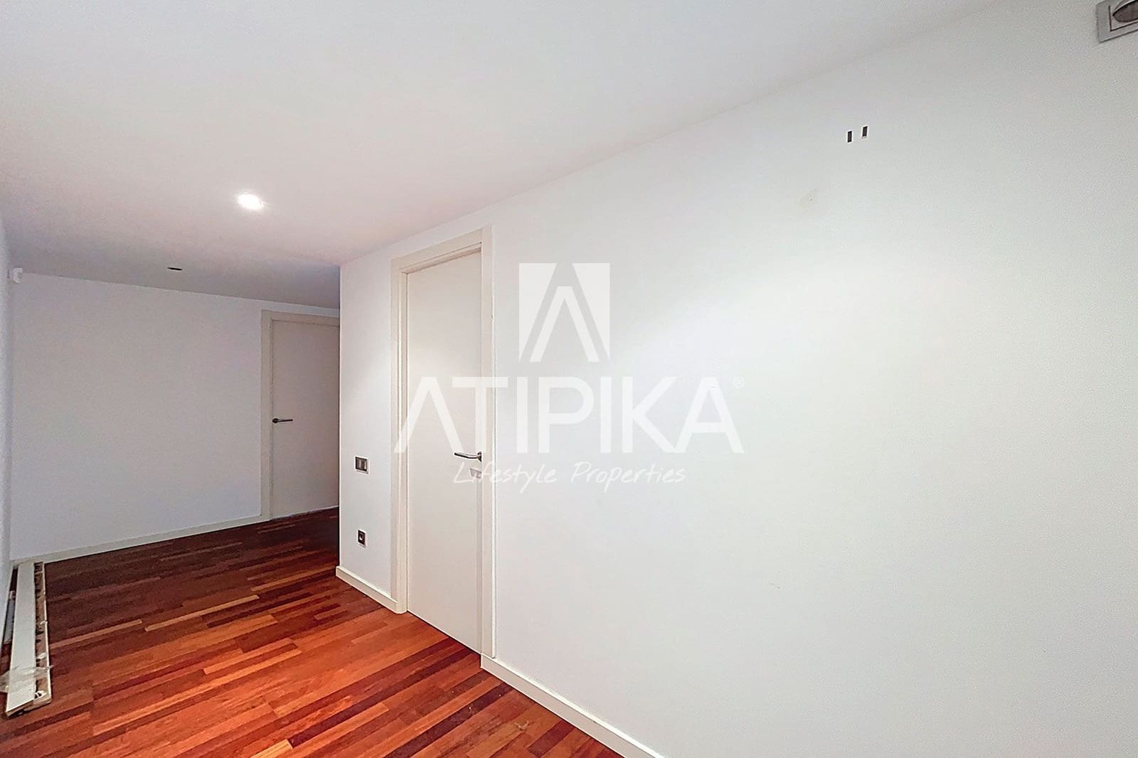 2 bedroom Apartment for sale in Barcelona city - € 499,000 (Ref: 8948345)