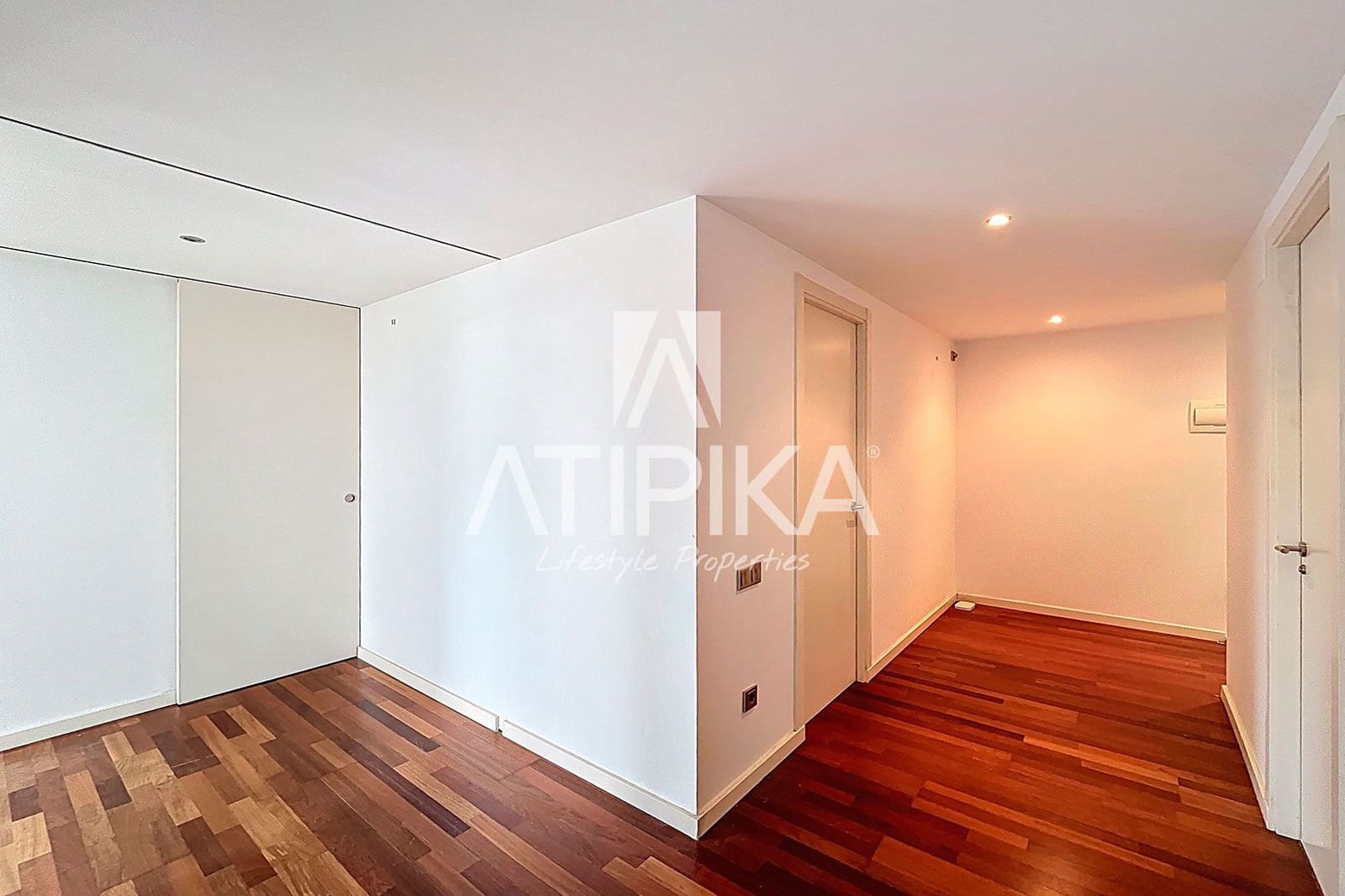 2 bedroom Apartment for sale in Barcelona city - € 499,000 (Ref: 8948345)