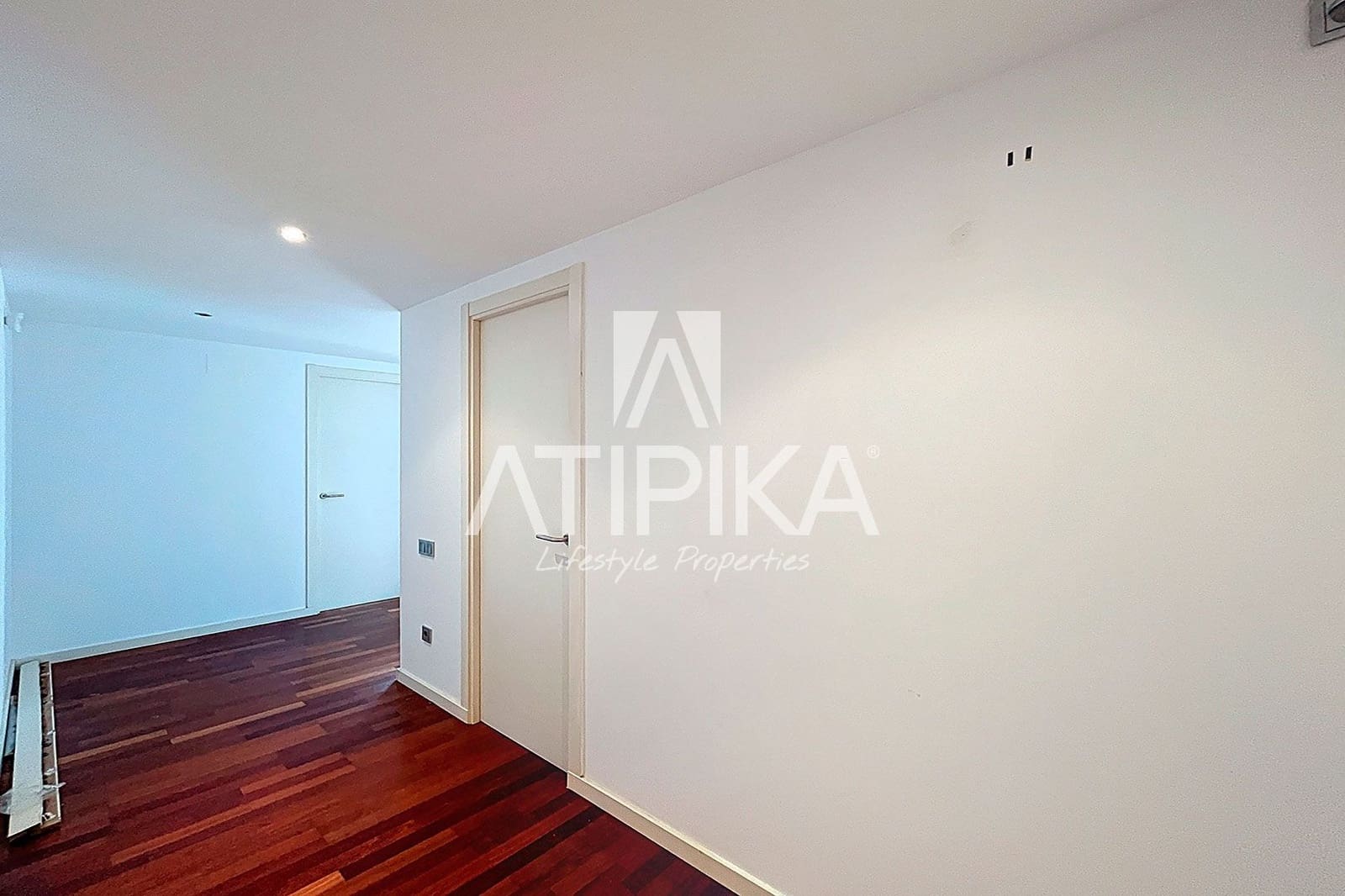 2 bedroom Apartment for sale in Barcelona city - € 499,000 (Ref: 8948345)