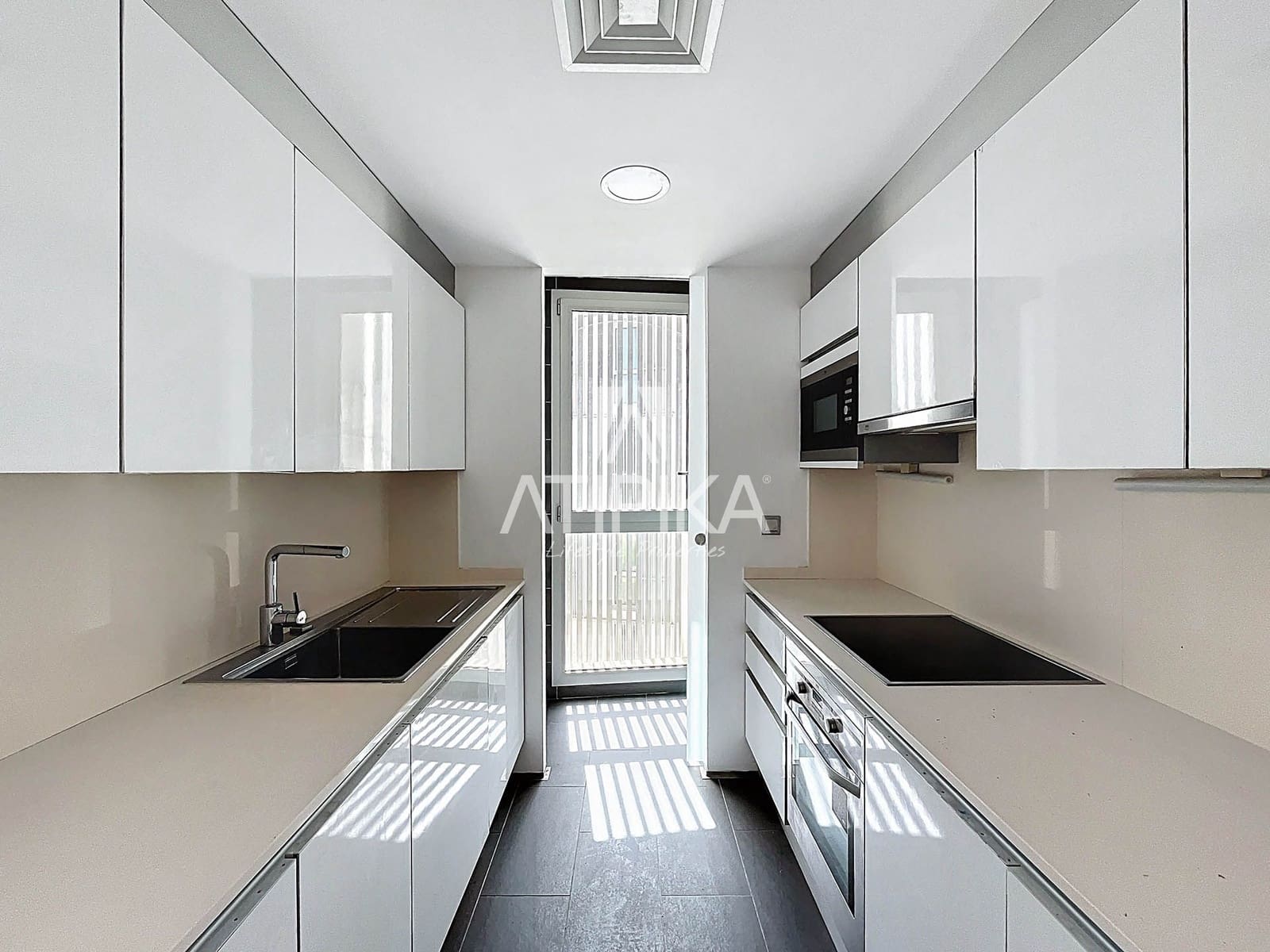 2 bedroom Apartment for sale in Barcelona city - € 499,000 (Ref: 8948345)