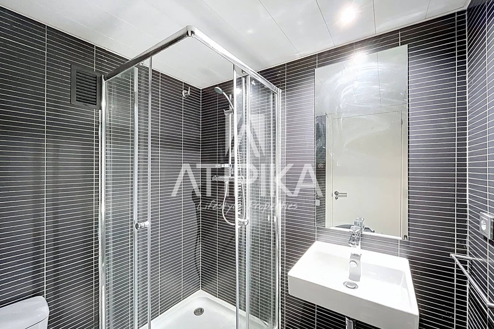 1 bedroom Apartment for sale in Barcelona city - € 369,000 (Ref: 8948346)