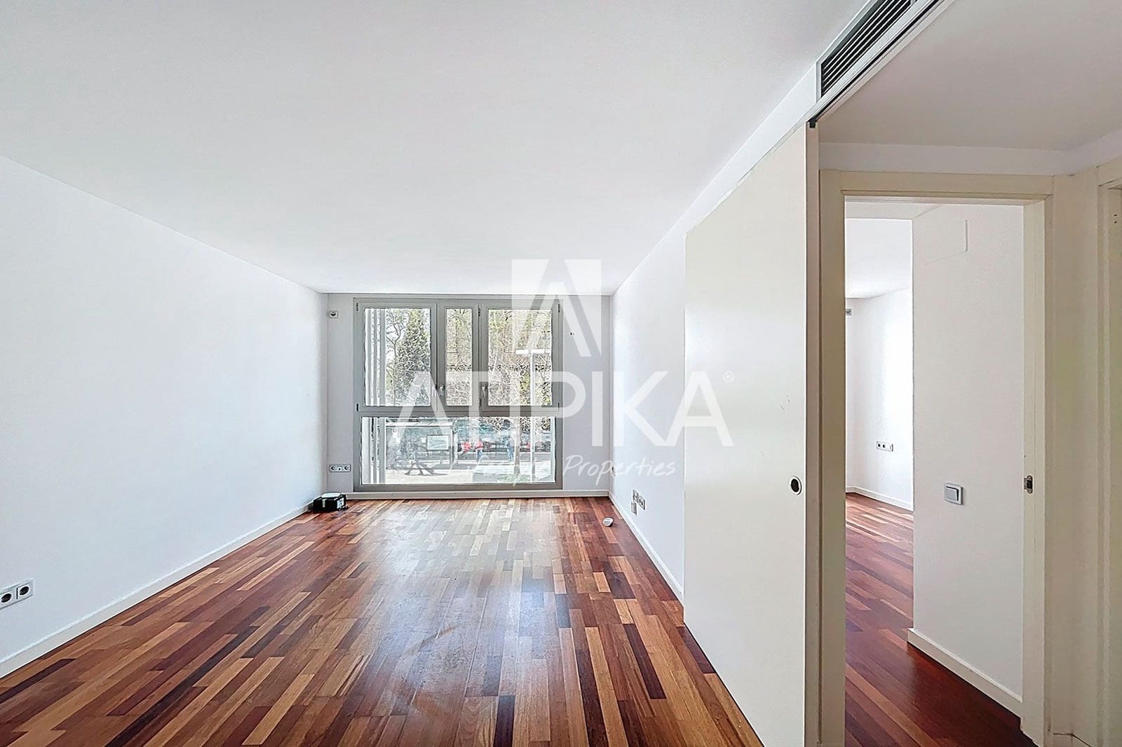 1 bedroom Apartment for sale in Barcelona city - € 369,000 (Ref: 8948346)