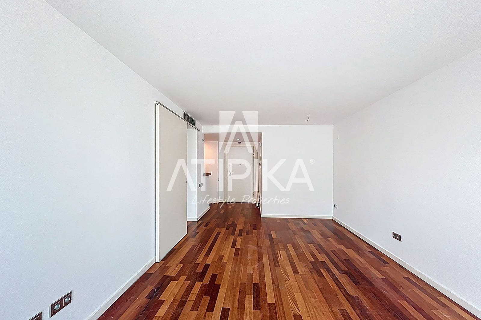 1 bedroom Apartment for sale in Barcelona city - € 369,000 (Ref: 8948346)