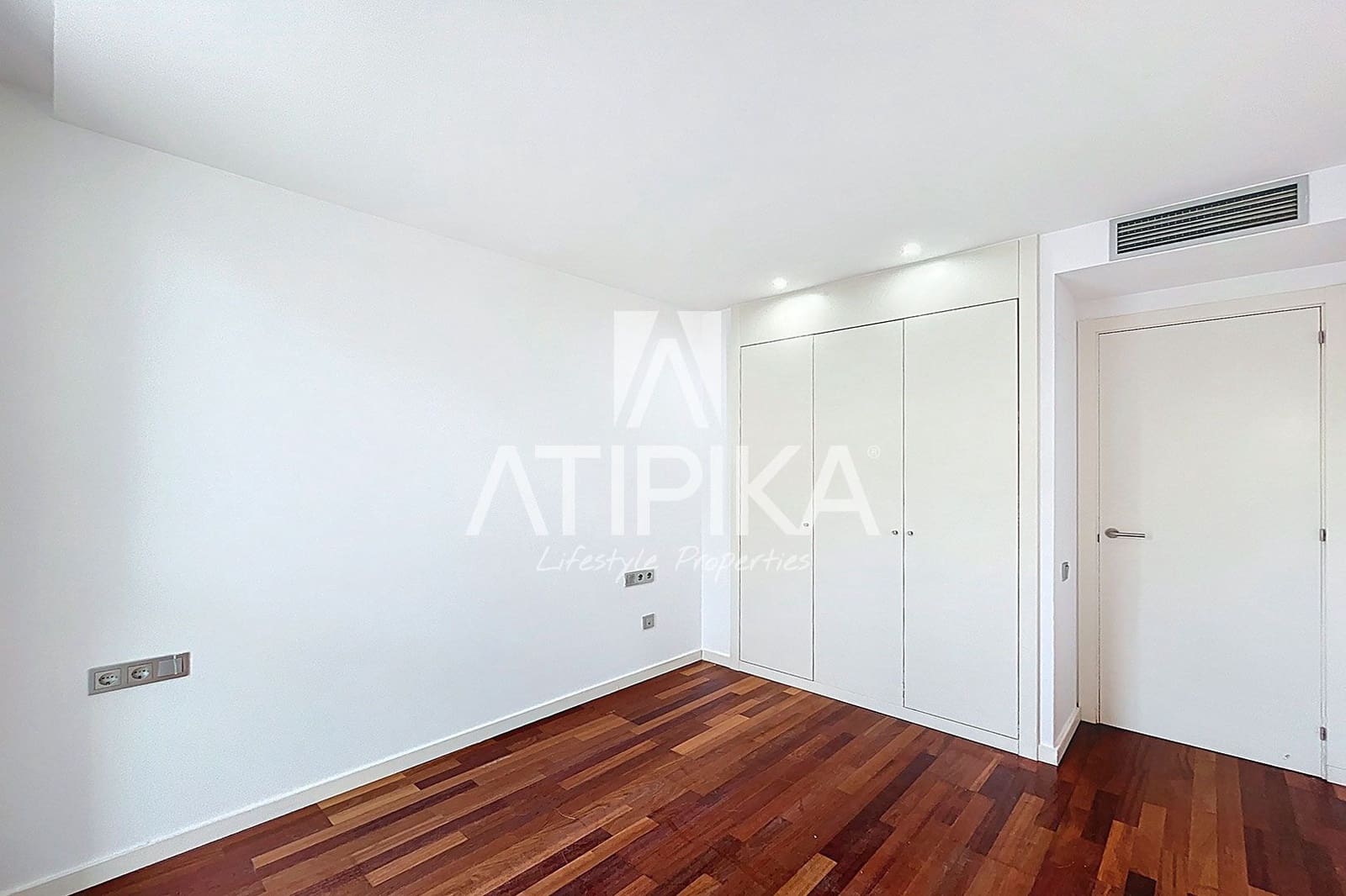 1 bedroom Apartment for sale in Barcelona city - € 369,000 (Ref: 8948346)