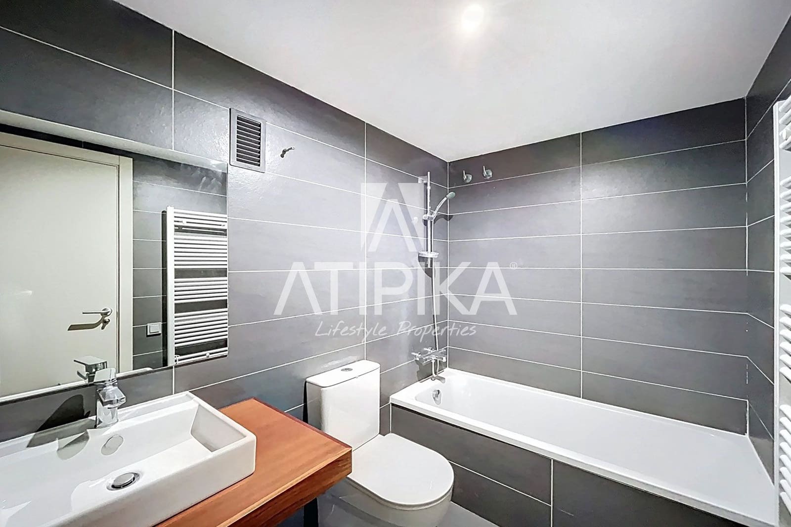 1 bedroom Apartment for sale in Barcelona city - € 369,000 (Ref: 8948346)