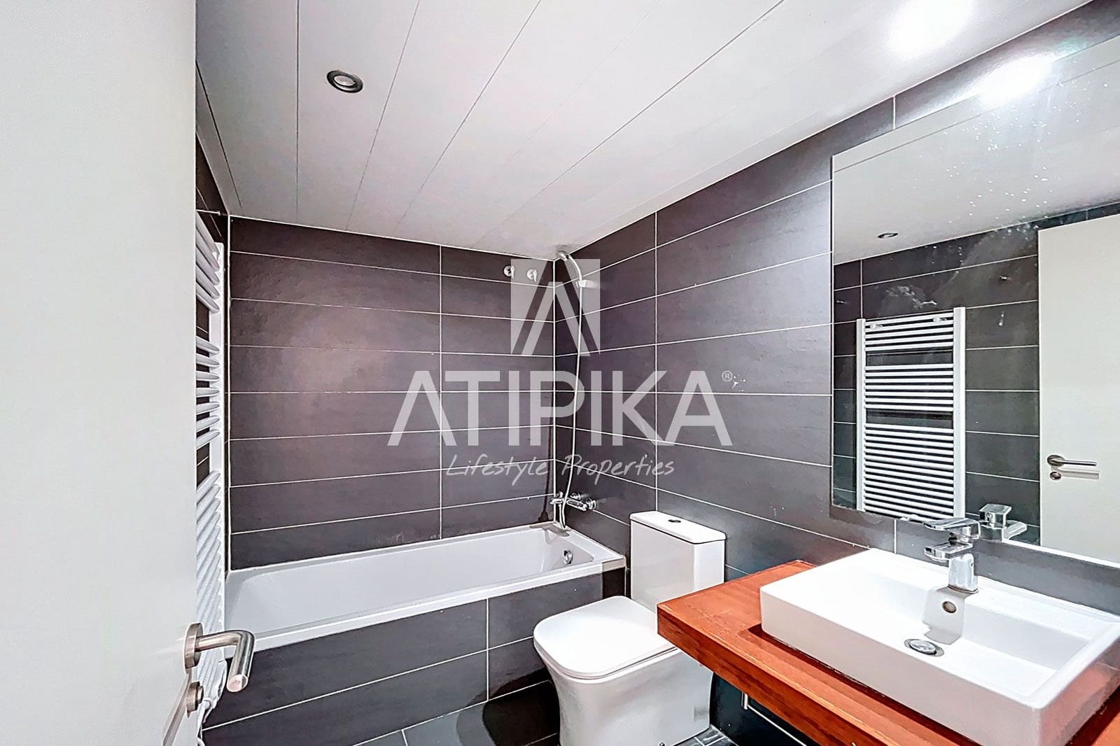 1 bedroom Apartment for sale in Barcelona city - € 369,000 (Ref: 8948346)