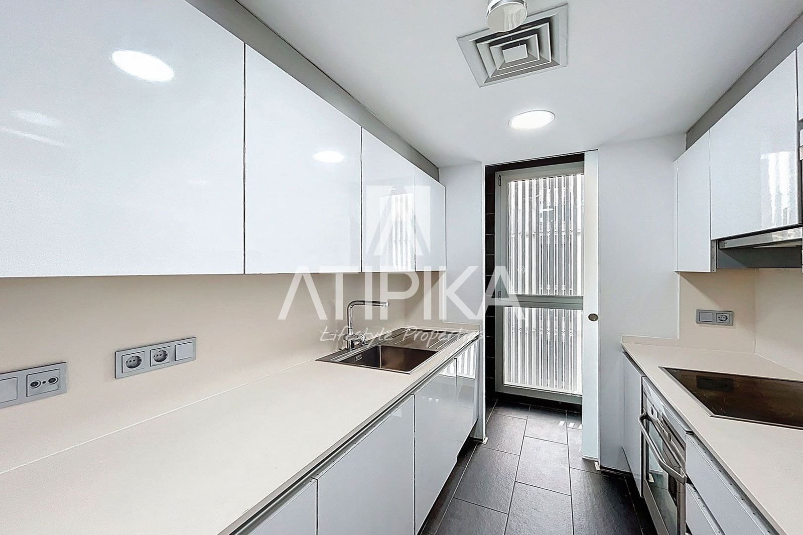 2 bedroom Apartment for sale in Barcelona city - € 495,000 (Ref: 8948348)