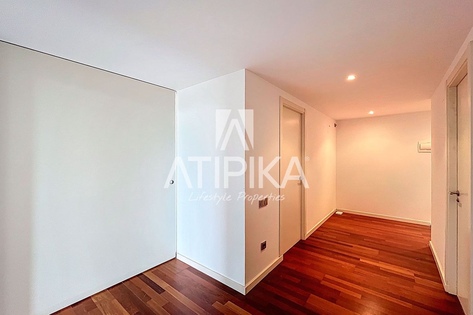 2 bedroom Apartment for sale in Barcelona city - € 495,000 (Ref: 8948348)