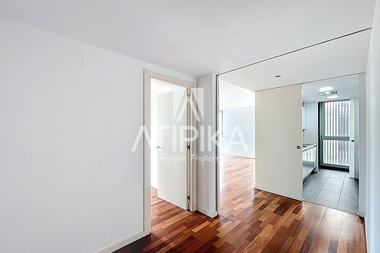 2 bedroom Apartment for sale in Barcelona city - € 495,000 (Ref: 8948348)
