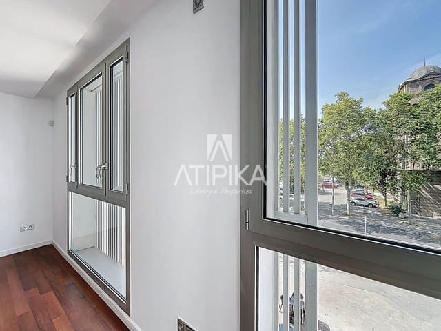 2 soveværelse Lejlighed til salg i Barcelona by - € 495.000 (Ref: 8948348)