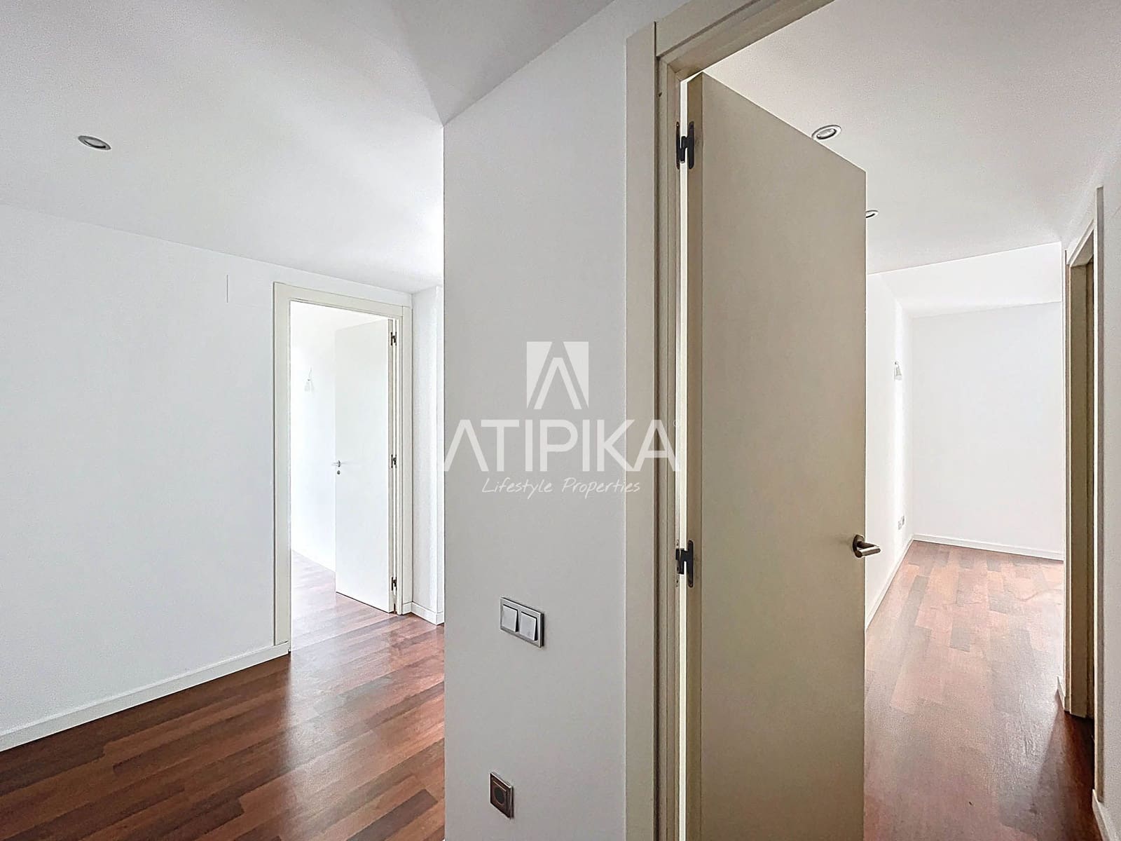 2 bedroom Apartment for sale in Barcelona city - € 495,000 (Ref: 8948348)