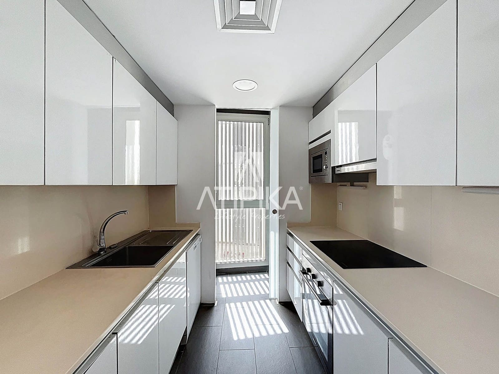 Apartamento de 2 habitaciones en Barcelona ciudad en venta - 490.000 € (Ref: 8948349)