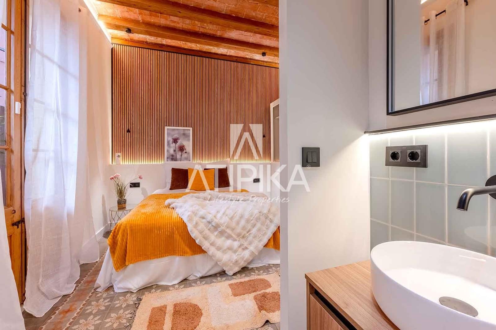 3 bedroom Apartment for sale in Barcelona city - € 980,000 (Ref: 8961066)