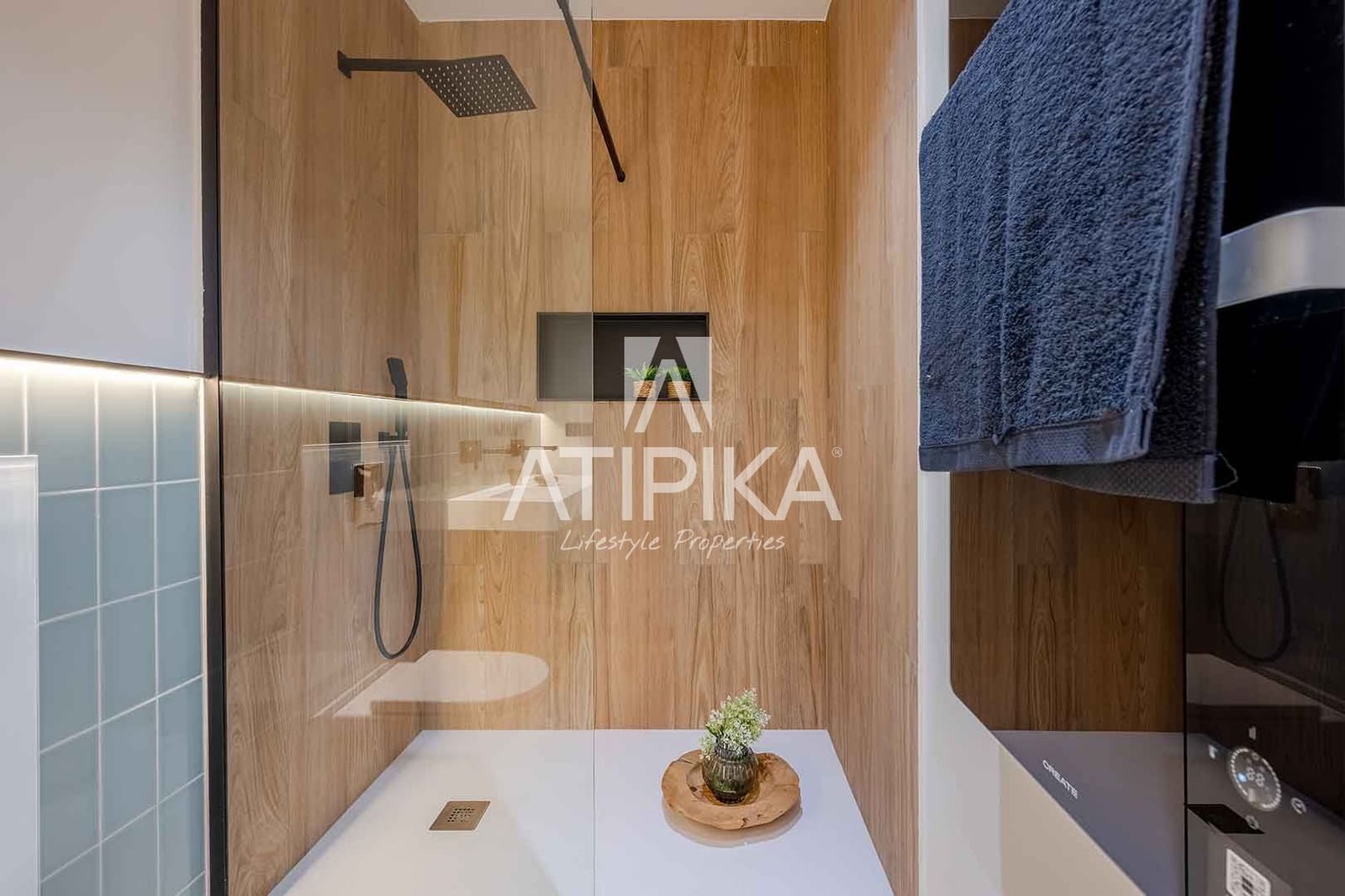 3 bedroom Apartment for sale in Barcelona city - € 980,000 (Ref: 8961066)