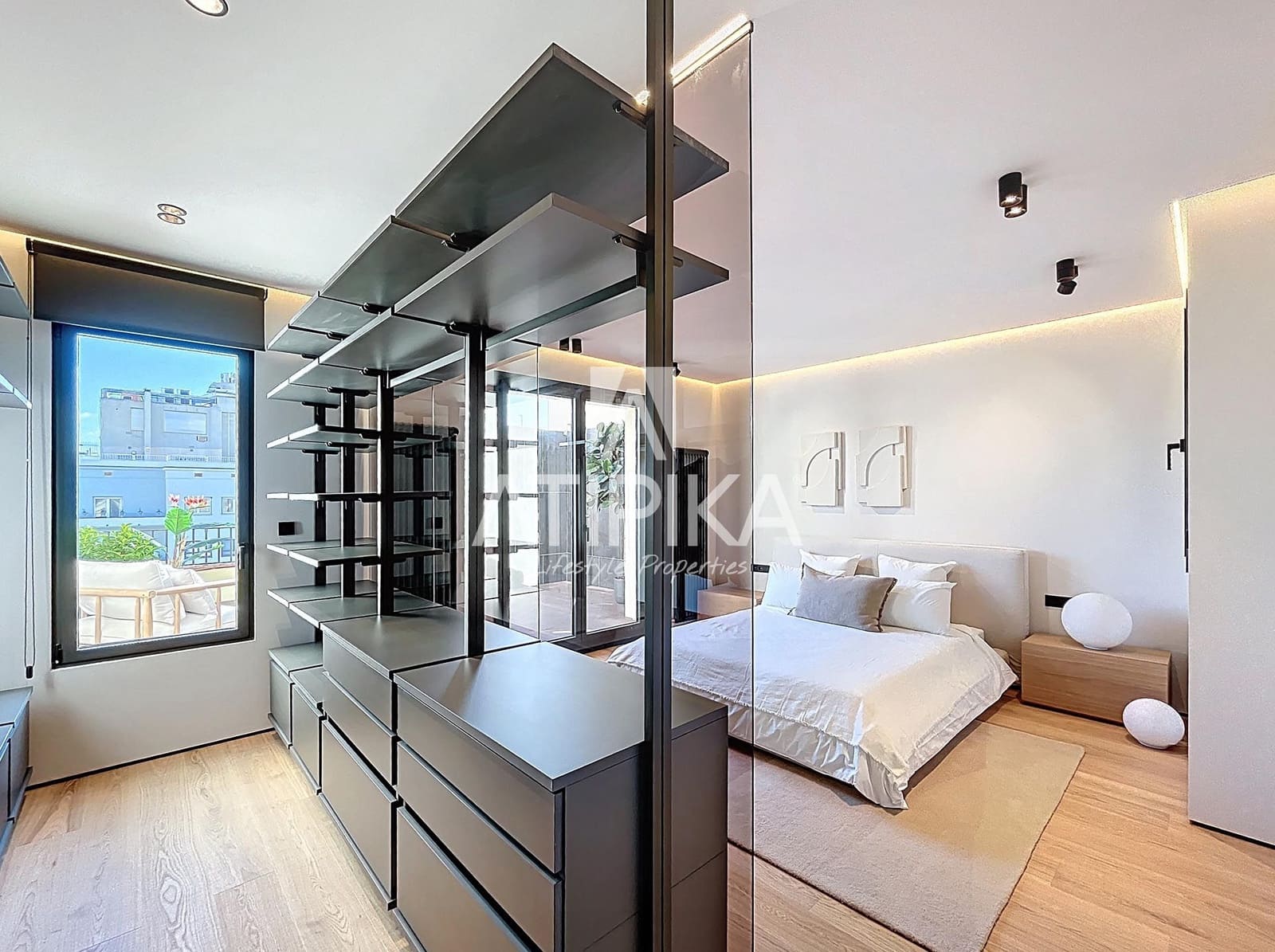 4 bedroom Apartment for sale in Barcelona city - € 2,500,000 (Ref: 8971791)
