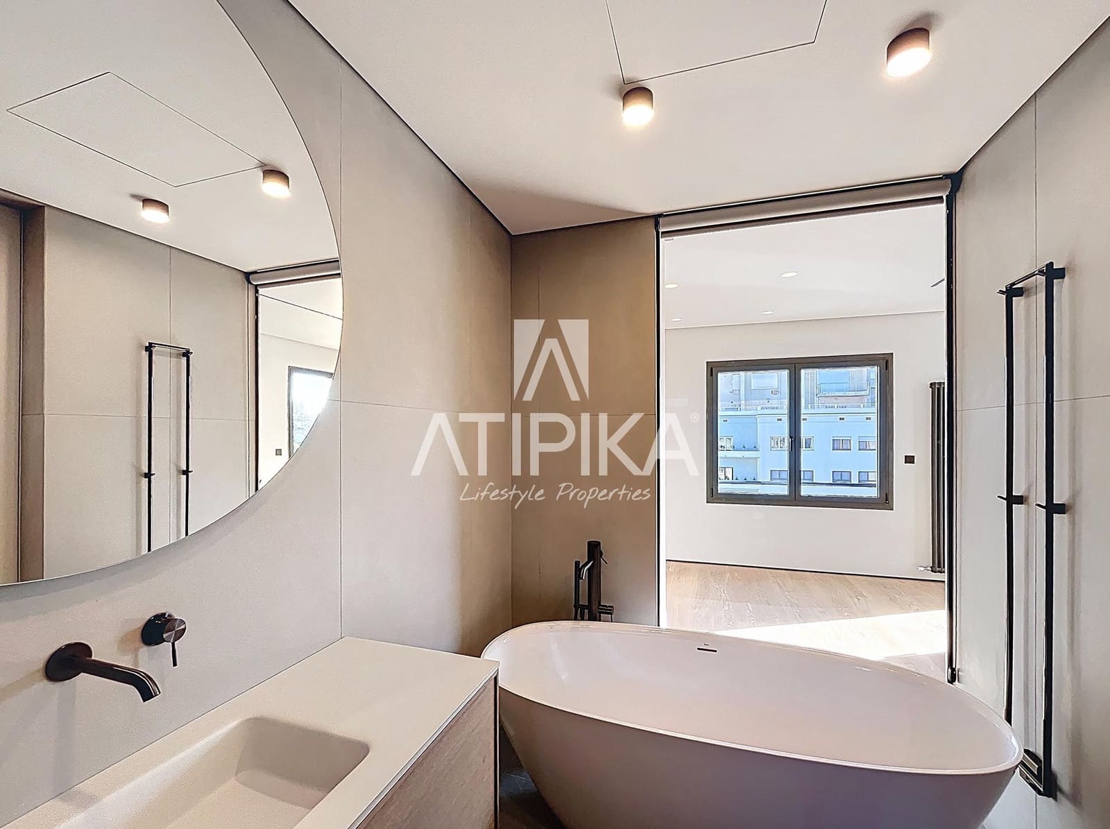 4 bedroom Apartment for sale in Barcelona city - € 2,500,000 (Ref: 8971791)