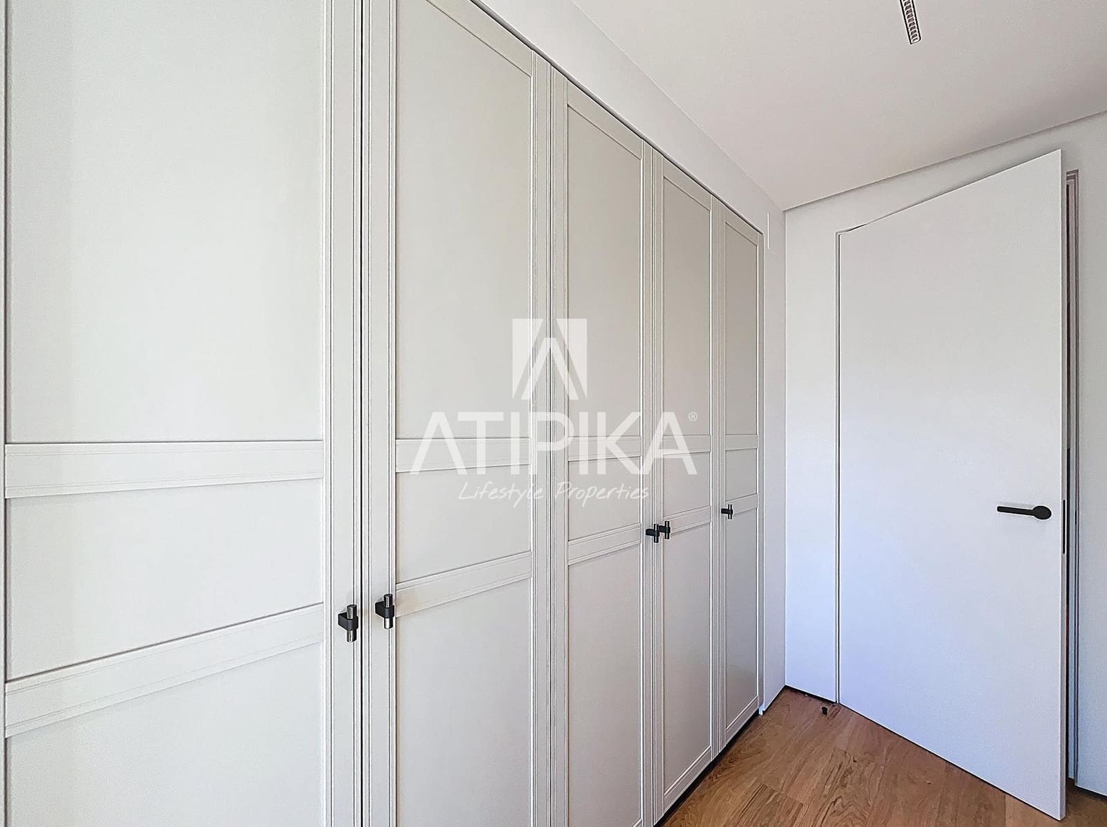 4 bedroom Apartment for sale in Barcelona city - € 2,500,000 (Ref: 8971791)