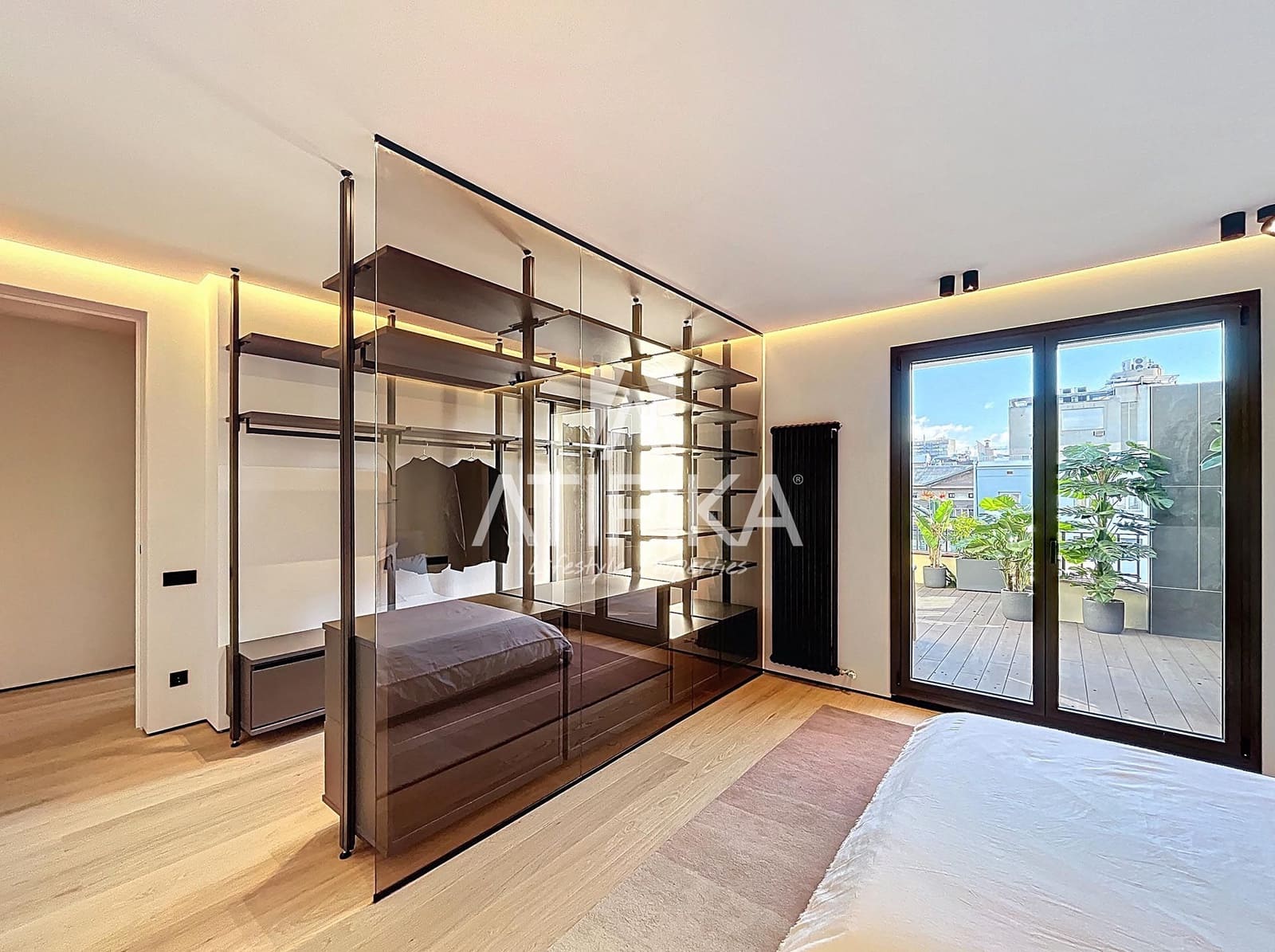 4 bedroom Apartment for sale in Barcelona city - € 2,500,000 (Ref: 8971791)
