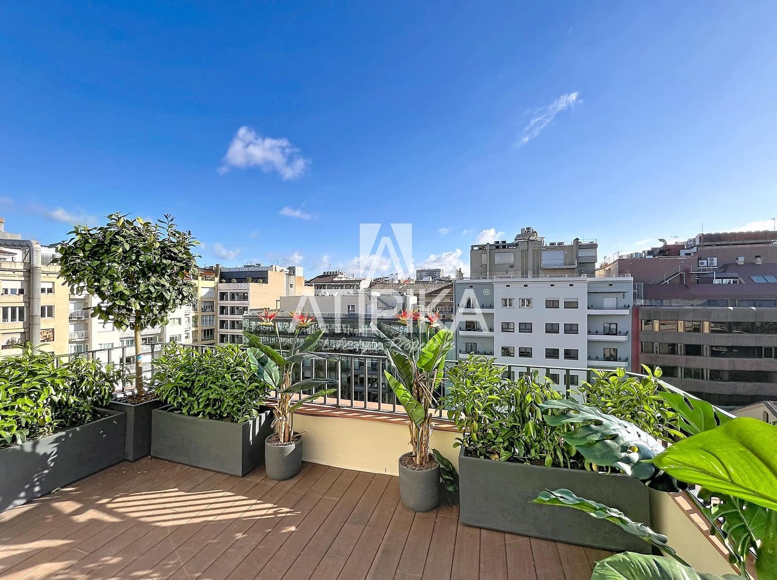 4 bedroom Apartment for sale in Barcelona city - € 2,500,000 (Ref: 8971791)