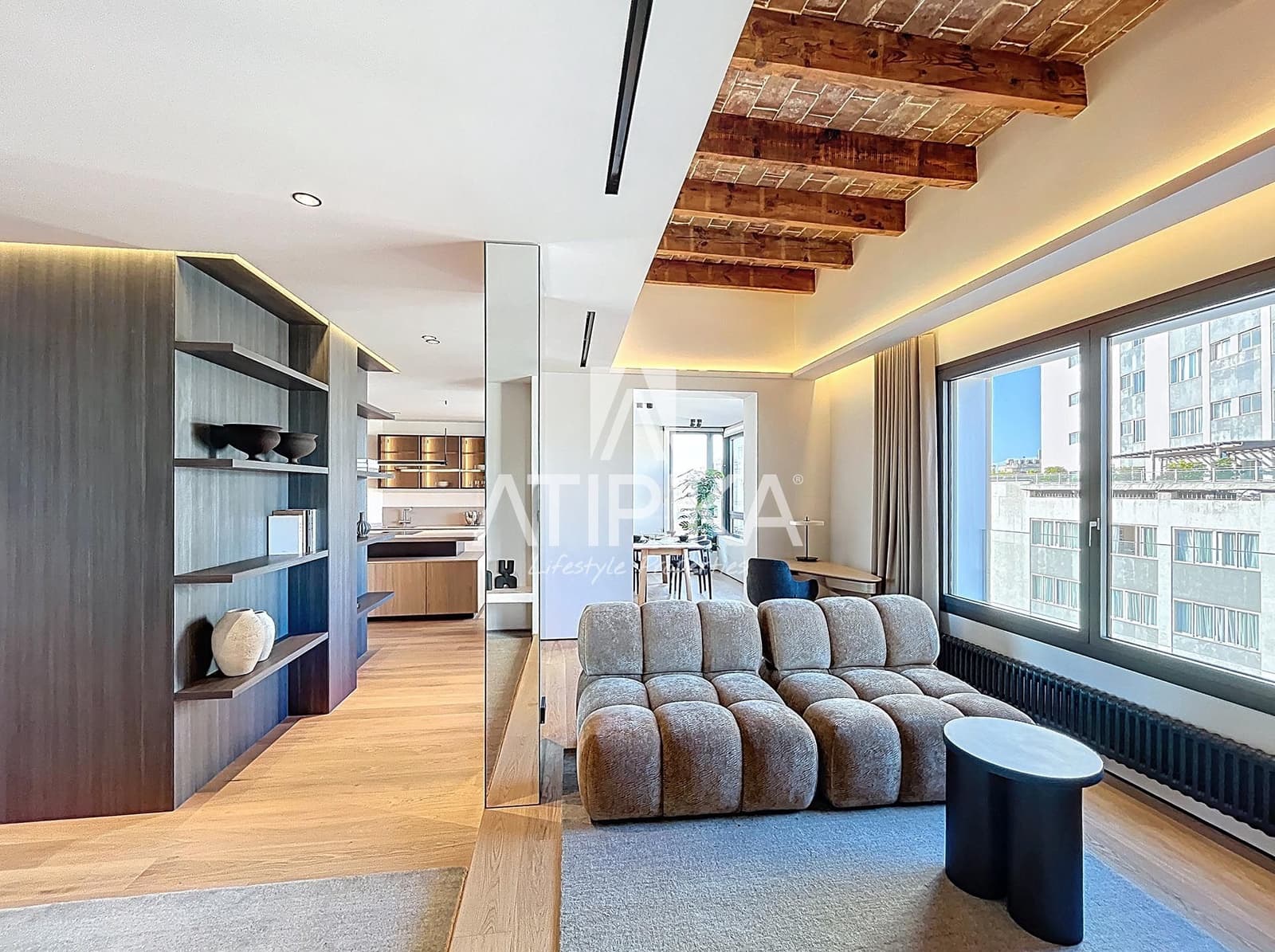 4 bedroom Apartment for sale in Barcelona city - € 2,500,000 (Ref: 8971791)