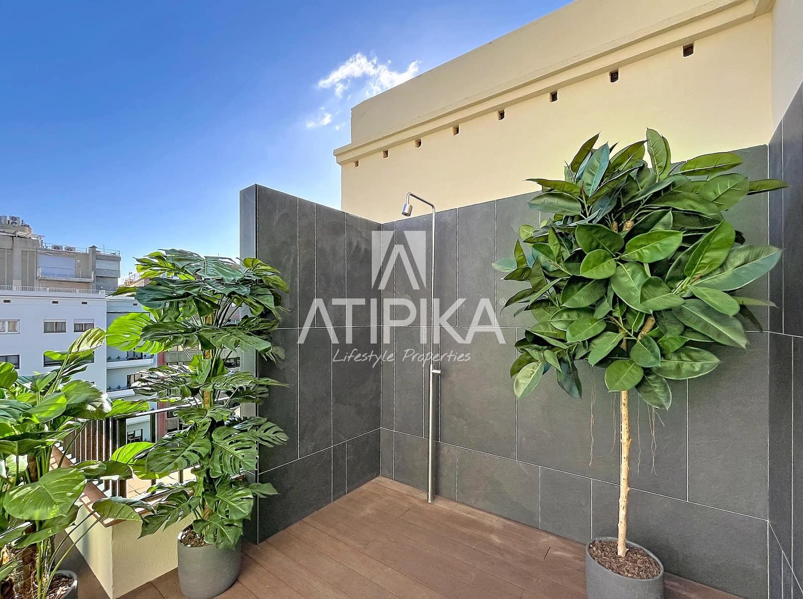 4 bedroom Apartment for sale in Barcelona city - € 2,500,000 (Ref: 8971791)