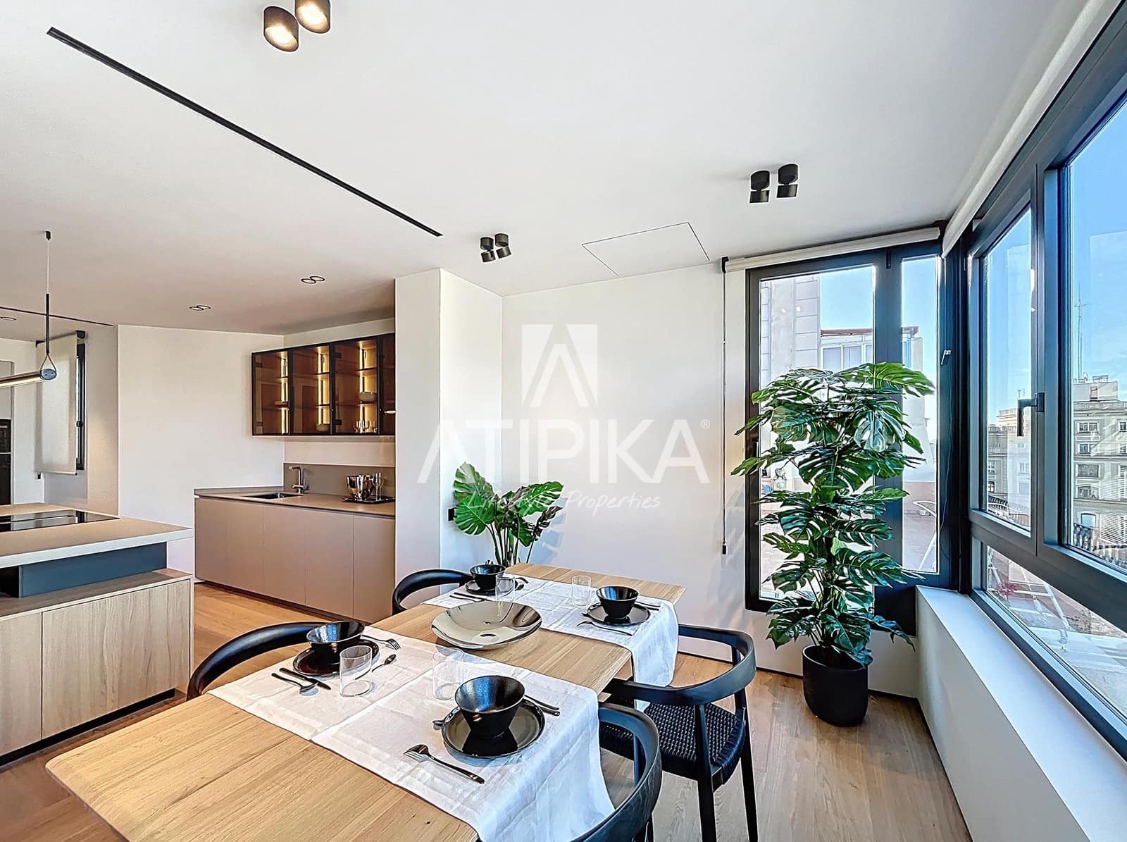 4 bedroom Apartment for sale in Barcelona city - € 2,500,000 (Ref: 8971791)