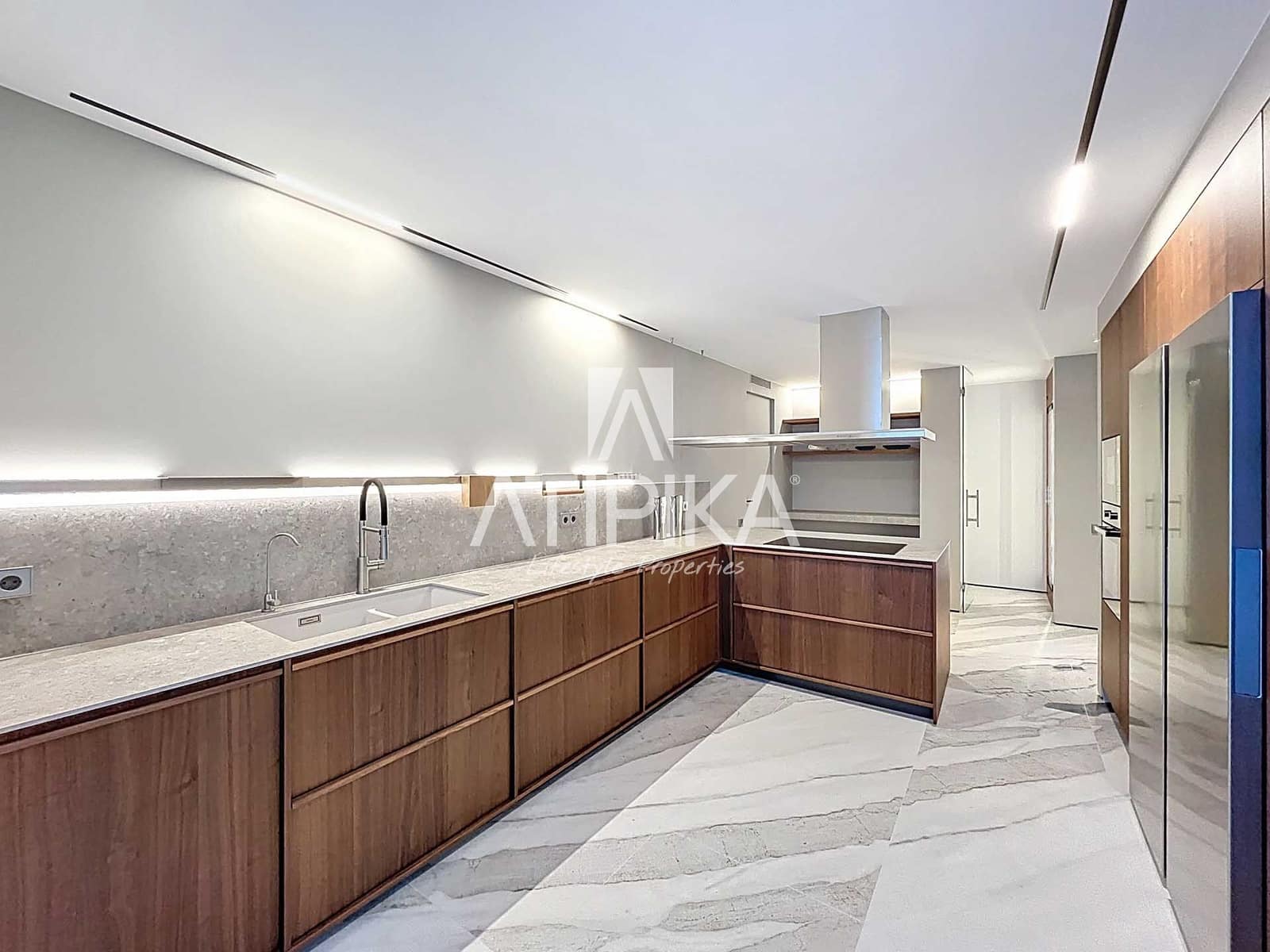 6 slaapkamer Appartement te koop in Barcelona stad - € 2.800.000 (Ref: 8975619)