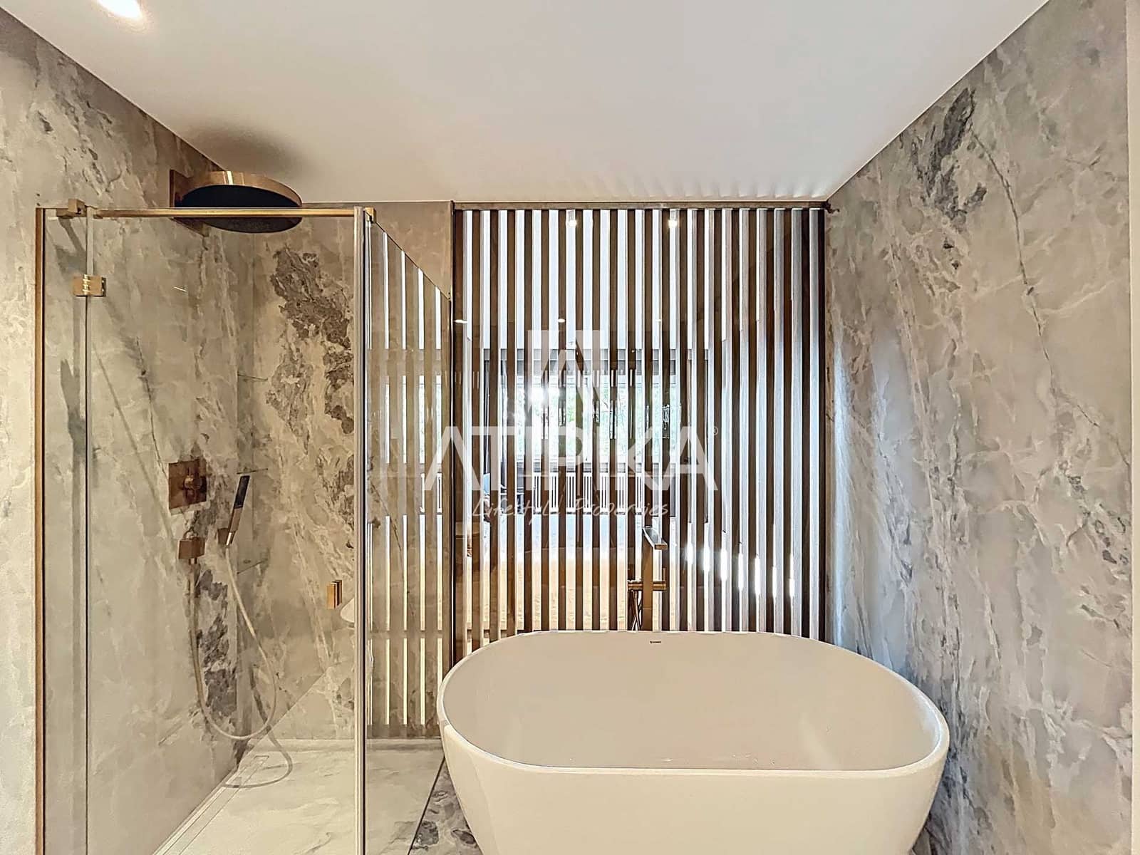 6 slaapkamer Appartement te koop in Barcelona stad - € 2.800.000 (Ref: 8975619)