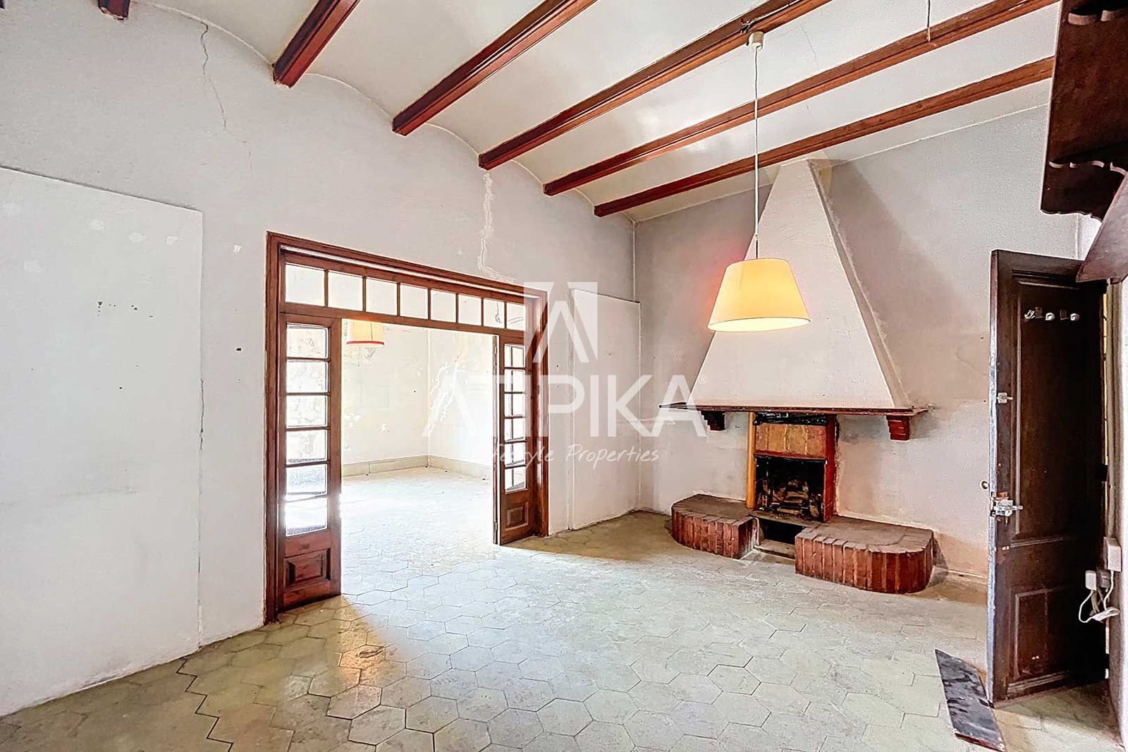5 bedroom Apartment for sale in Barcelona city - € 2,100,000 (Ref: 8978365)