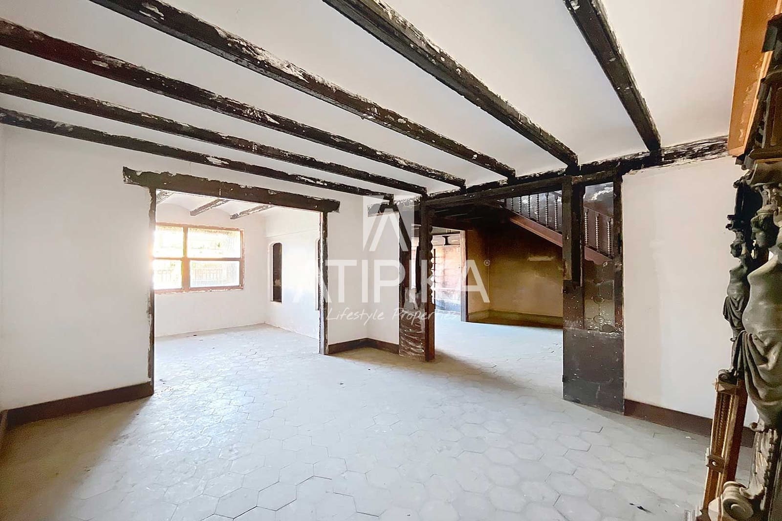 5 bedroom Apartment for sale in Barcelona city - € 2,100,000 (Ref: 8978365)