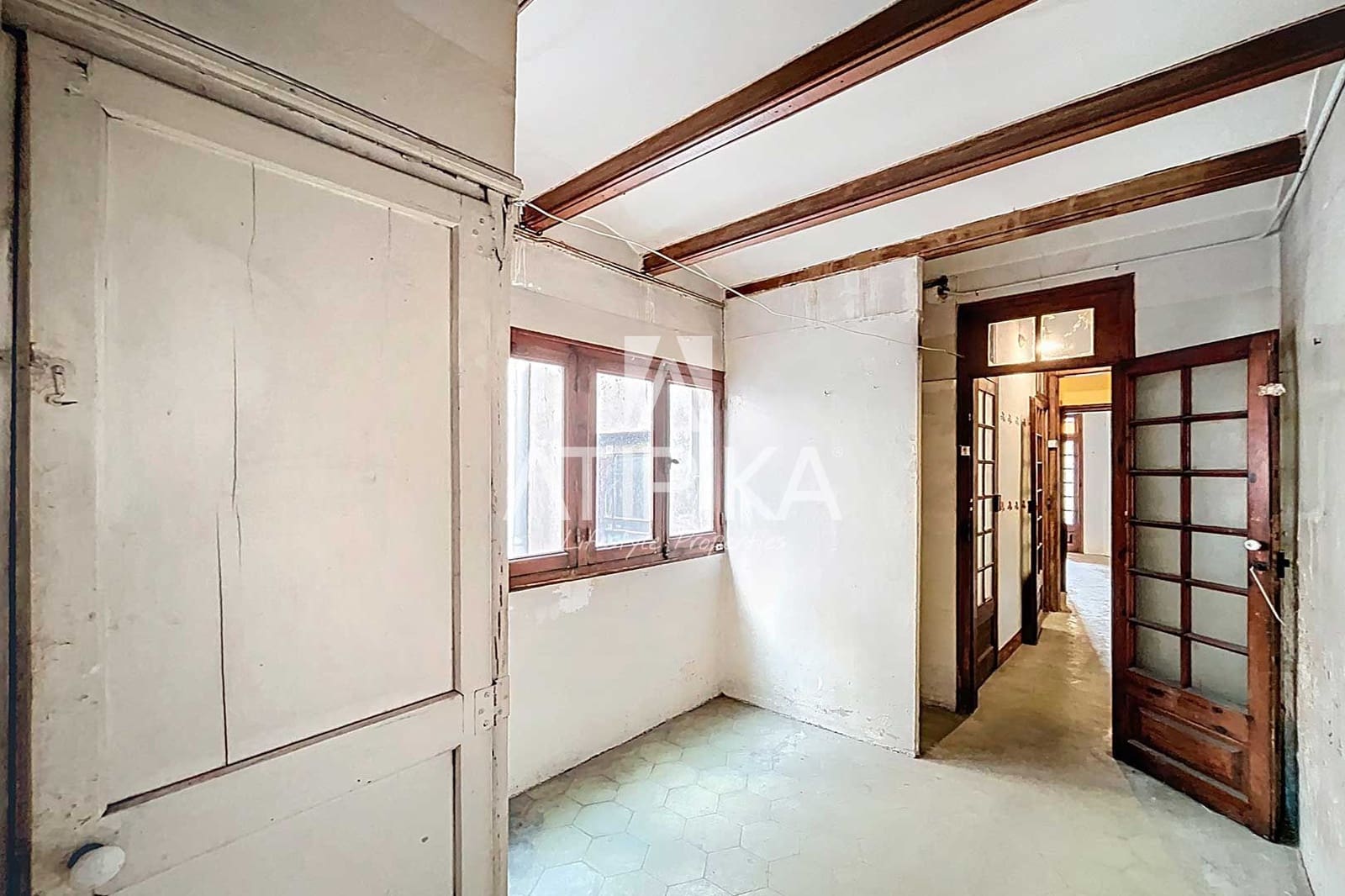 5 bedroom Apartment for sale in Barcelona city - € 2,100,000 (Ref: 8978365)