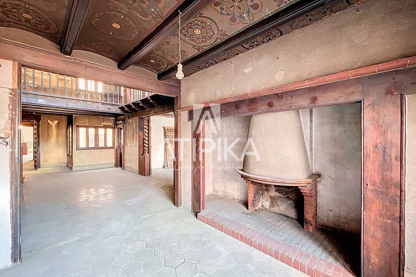 5 bedroom Apartment for sale in Barcelona city - € 2,100,000 (Ref: 8978365)