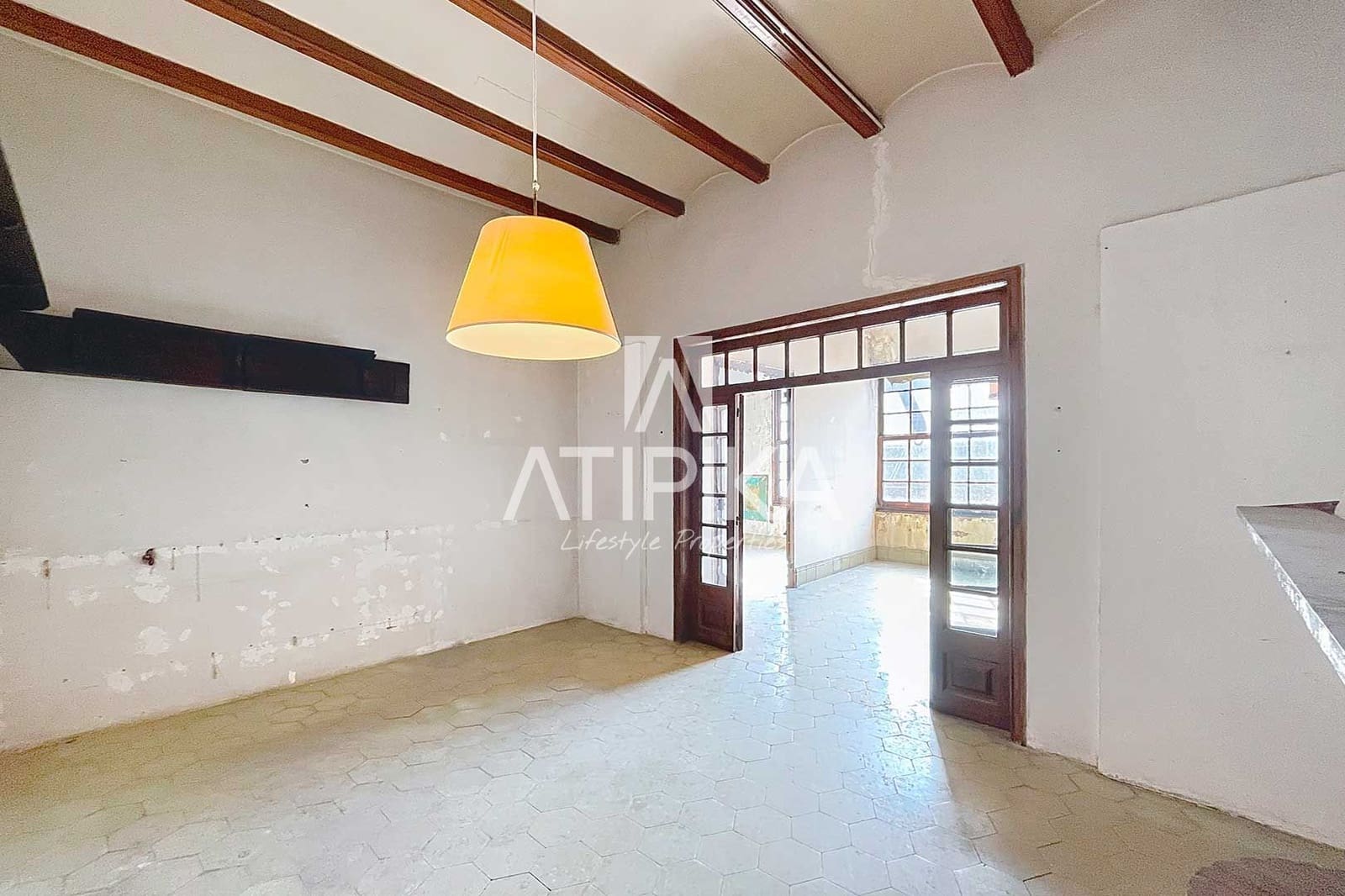 5 bedroom Apartment for sale in Barcelona city - € 2,100,000 (Ref: 8978365)