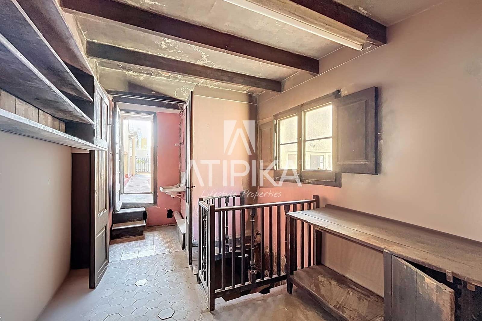 5 bedroom Apartment for sale in Barcelona city - € 2,100,000 (Ref: 8978365)