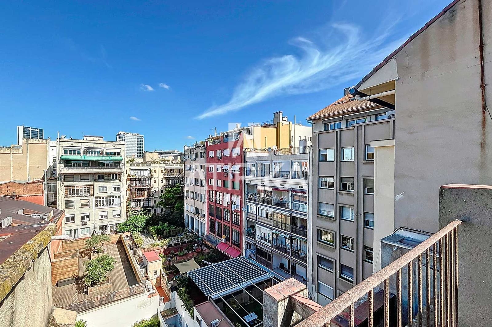 5 bedroom Apartment for sale in Barcelona city - € 2,100,000 (Ref: 8978365)