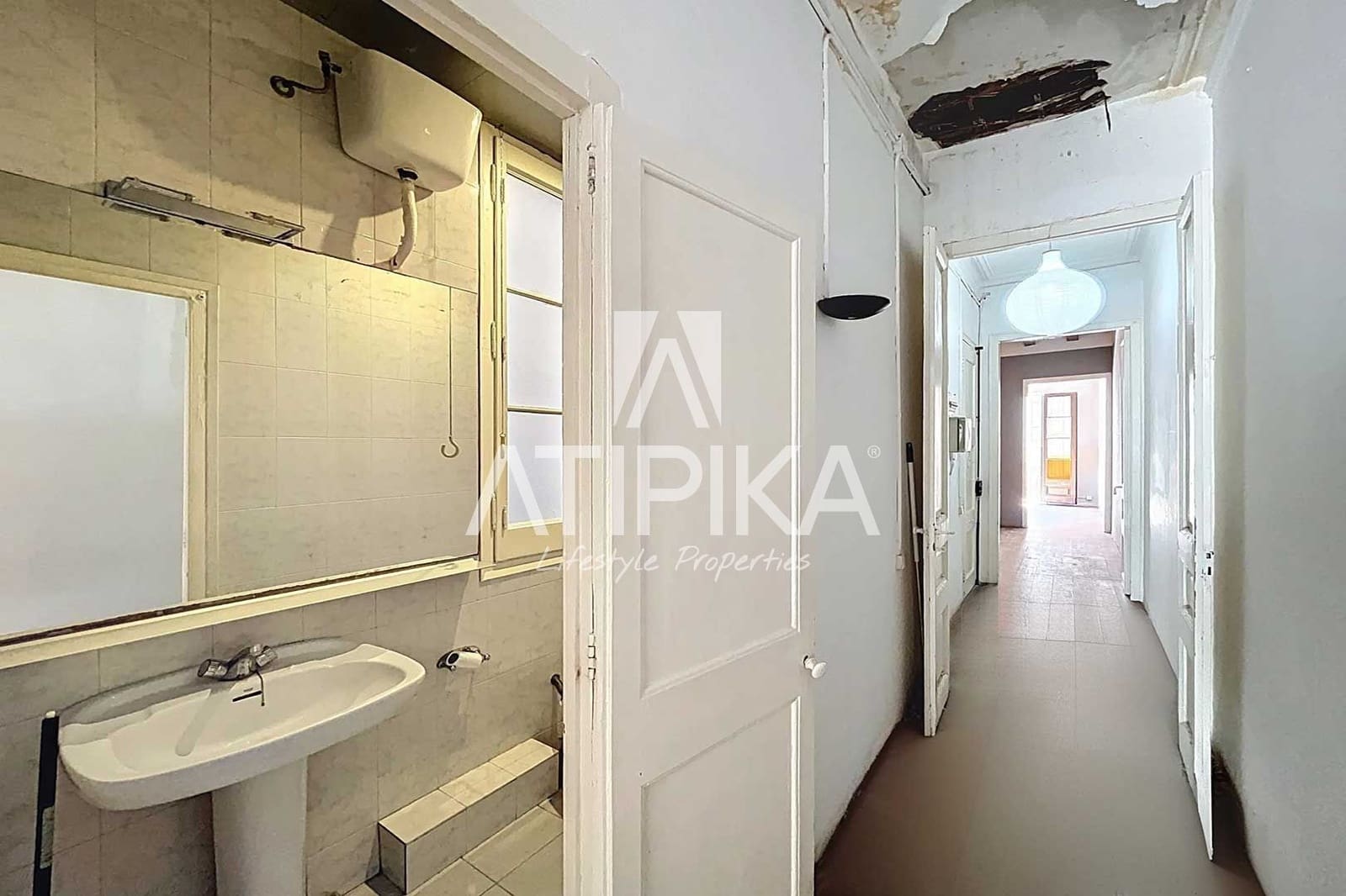 3 soverom Leilighet til salgs i Barcelona by - € 690 000 (Ref: 8978366)