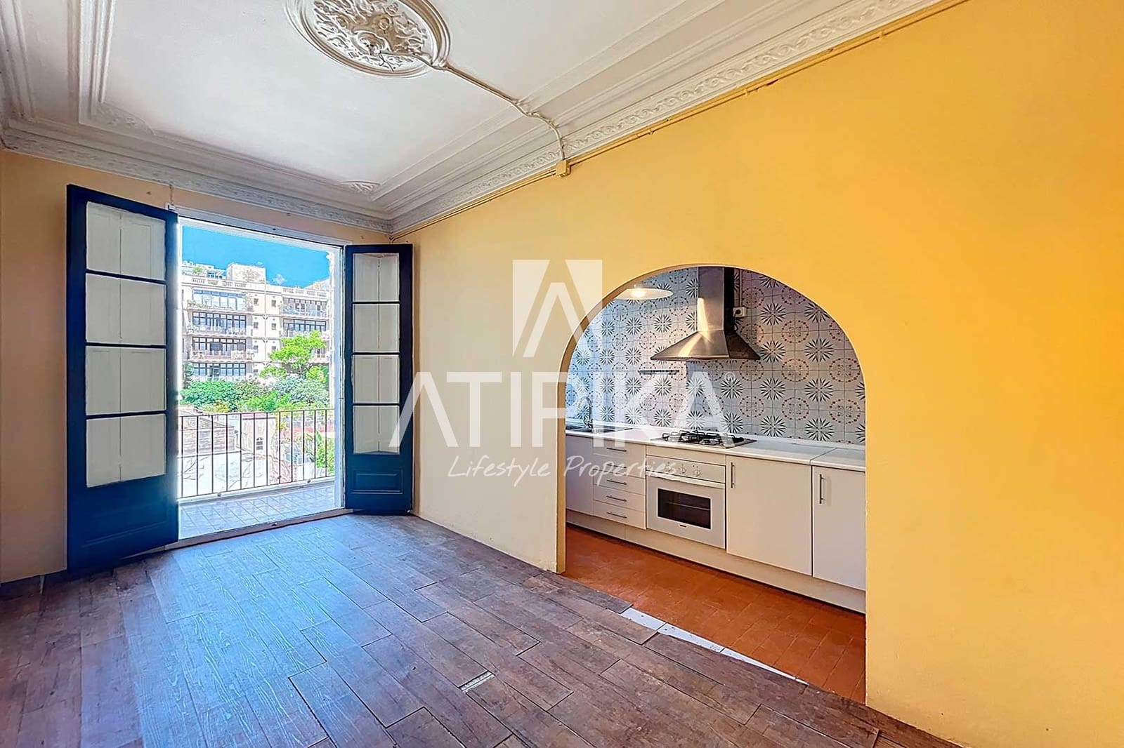 3 soverom Leilighet til salgs i Barcelona by - € 690 000 (Ref: 8978366)
